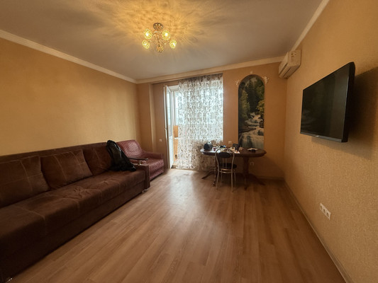 Продам однокомнатную (1-комн.) квартиру, Извилистая ул, 17/1, Ростов-на-Дону г