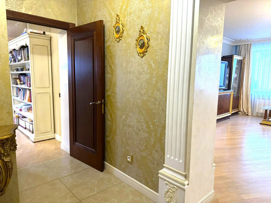Продам двухкомнатную (2-комн.) квартиру, Карла Маркса ул, 45, Воронеж г