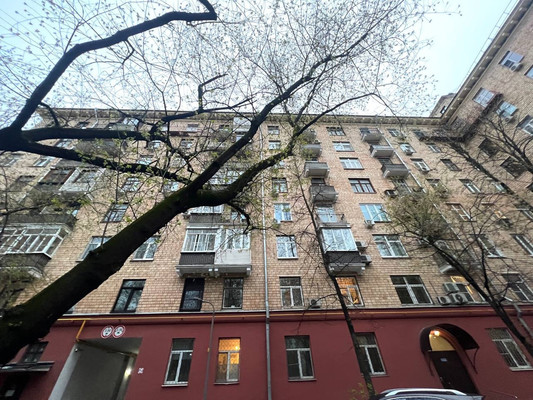 Продам трехкомнатную (3-комн.) квартиру, 3-я Фрунзенская ул, 3, Москва г