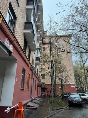 Продам трехкомнатную (3-комн.) квартиру, 3-я Фрунзенская ул, 3, Москва г
