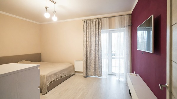 Продам однокомнатную (1-комн.) квартиру, Лукашова ул, 4, Калининград г