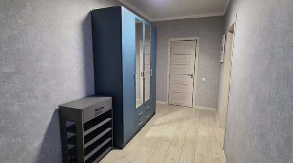 Продам однокомнатную (1-комн.) квартиру, Лукашова ул, 4, Калининград г