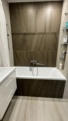 Продам двухкомнатную (2-комн.) квартиру, Магнитогорская ул, 1, Ростов-на-Дону г