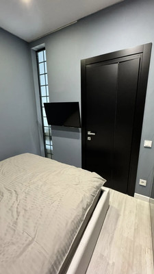 Продам двухкомнатную (2-комн.) квартиру, Магнитогорская ул, 1, Ростов-на-Дону г