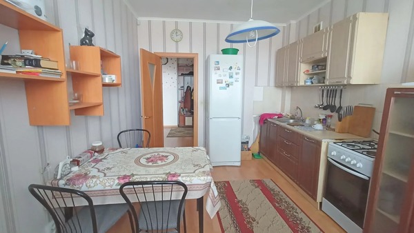 Продам трехкомнатную (3-комн.) квартиру, Гагарина ул, 149, Ханты-Мансийск г