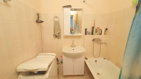 Продам трехкомнатную (3-комн.) квартиру, Гагарина ул, 149, Ханты-Мансийск г