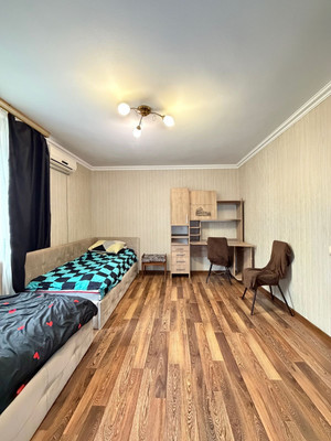 Продам многокомнатную квартиру, Мовсисяна ул, 3, Нальчик г