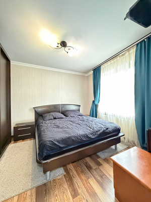 Продам многокомнатную квартиру, Мовсисяна ул, 3, Нальчик г