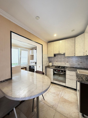 Продам многокомнатную квартиру, Мовсисяна ул, 3, Нальчик г