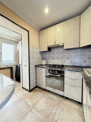 Продам многокомнатную квартиру, Мовсисяна ул, 3, Нальчик г