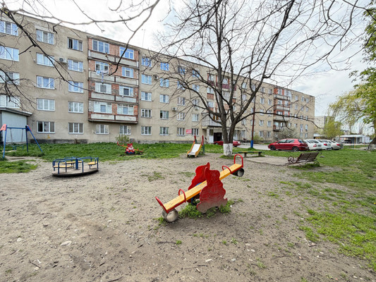 Продам многокомнатную квартиру, Мовсисяна ул, 3, Нальчик г