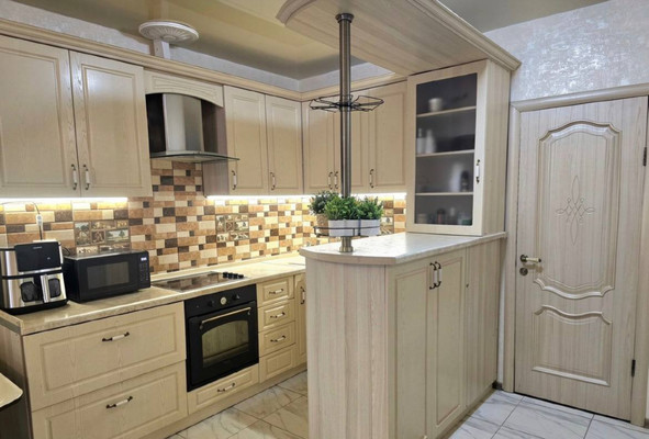 Продам однокомнатную (1-комн.) квартиру, Донская ул, 49, Симферополь г