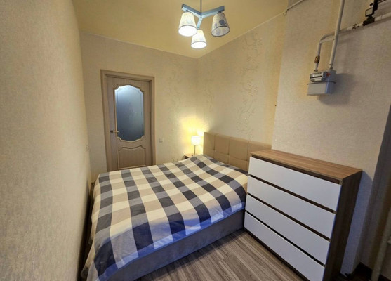 Продам однокомнатную (1-комн.) квартиру, Донская ул, 49, Симферополь г