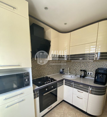 Продам трехкомнатную (3-комн.) квартиру, Лихачевское ш, 14, Долгопрудный г