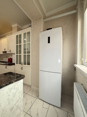 Продам трехкомнатную (3-комн.) квартиру, 2-я Надречная ул, 128к8, Нальчик г