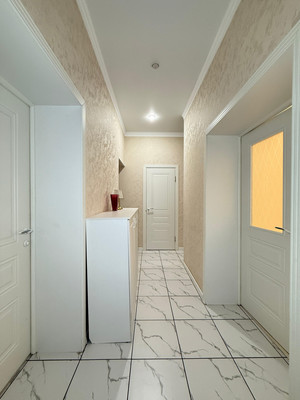 Продам трехкомнатную (3-комн.) квартиру, 2-я Надречная ул, 128к8, Нальчик г