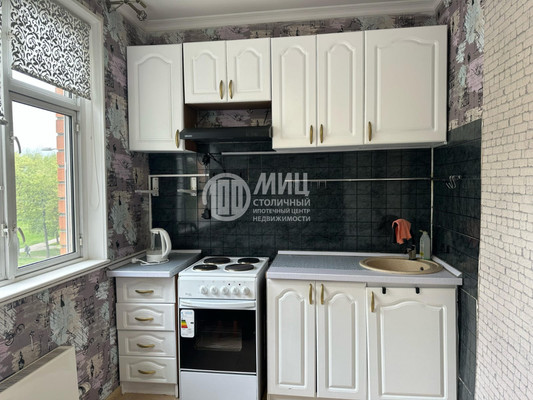 Продам однокомнатную (1-комн.) квартиру, Богданова ул, 14к1, Москва г