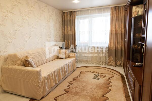 Продам двухкомнатную (2-комн.) квартиру, Владимирская ул, 31, Кохма г