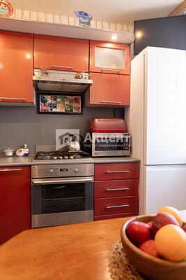 Продам двухкомнатную (2-комн.) квартиру, Владимирская ул, 31, Кохма г