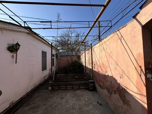 Продам дом, Ким ул, 37, Симферополь г, 0 км от города