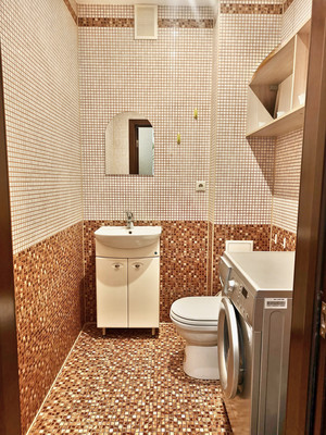 Продам двухкомнатную (2-комн.) квартиру, Чистопольская ул, 72, Казань г