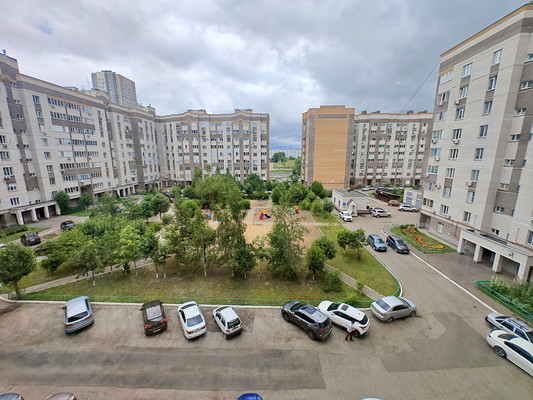 Продам двухкомнатную (2-комн.) квартиру, Чистопольская ул, 72, Казань г