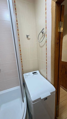 Продам трехкомнатную (3-комн.) квартиру, Кечкеметская ул, 87, Симферополь г