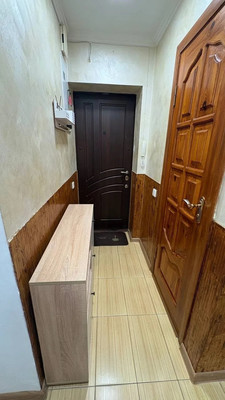 Продам трехкомнатную (3-комн.) квартиру, Кечкеметская ул, 87, Симферополь г