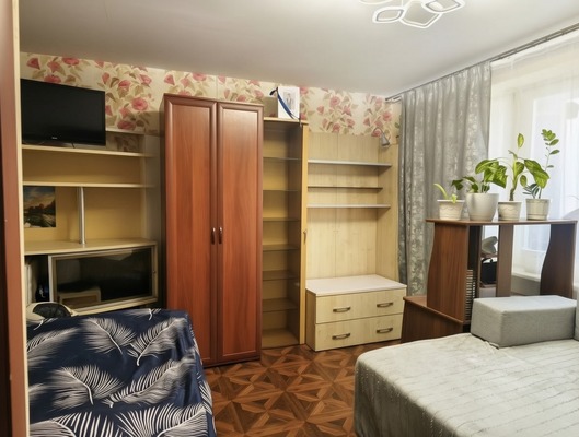Продам трехкомнатную (3-комн.) квартиру, Завидная ул, 9, Видное г