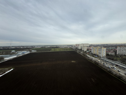 Продам двухкомнатную (2-комн.) квартиру, Красных Партизан ул, 4к15, Краснодар г