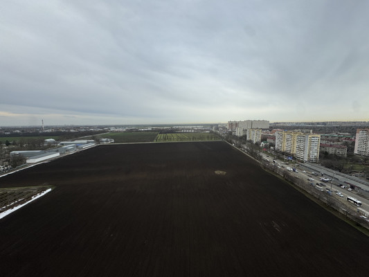 Продам двухкомнатную (2-комн.) квартиру, Красных Партизан ул, 4к15, Краснодар г