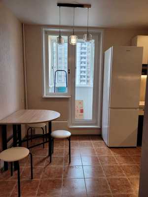 Сдам однокомнатную (1-комн.) квартиру, Новопеределкинская ул, 15, Москва г