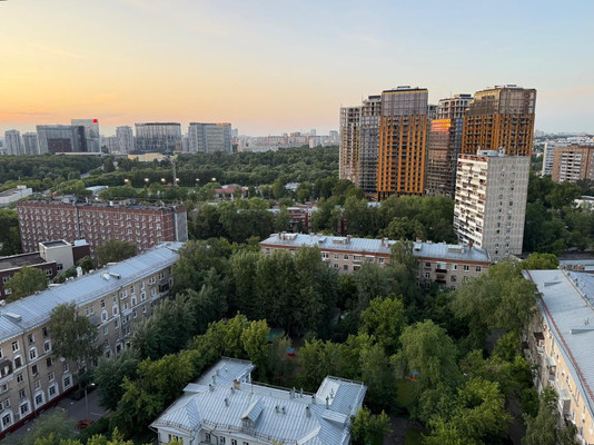 Продам однокомнатную (1-комн.) квартиру, Вильгельма Пика ул, 1к2, Москва г