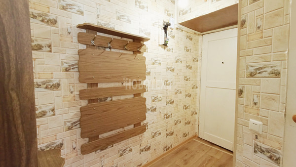 Продам двухкомнатную (2-комн.) квартиру, Ленина ул, 31, Апшеронск г