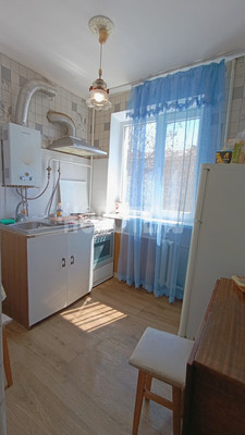 Продам двухкомнатную (2-комн.) квартиру, Ленина ул, 31, Апшеронск г