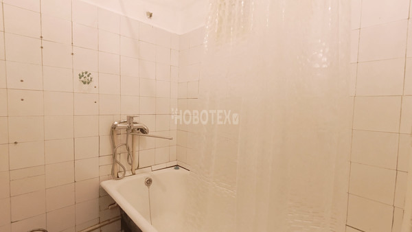 Продам двухкомнатную (2-комн.) квартиру, Ленина ул, 31, Апшеронск г