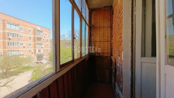 Продам двухкомнатную (2-комн.) квартиру, Ленина ул, 31, Апшеронск г