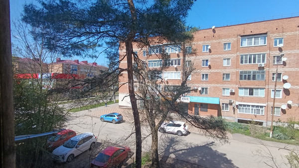 Продам двухкомнатную (2-комн.) квартиру, Ленина ул, 31, Апшеронск г