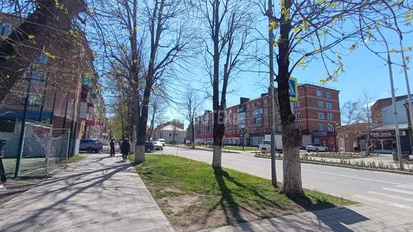 Продам двухкомнатную (2-комн.) квартиру, Ленина ул, 31, Апшеронск г