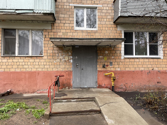 Продам трехкомнатную (3-комн.) квартиру, Флотская ул, 5, Долгопрудный г