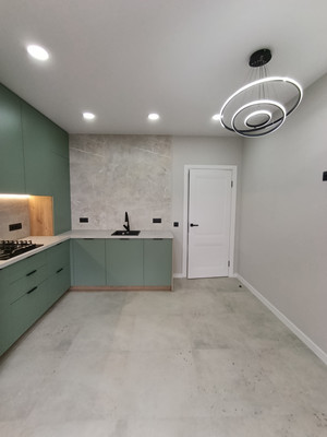 Продам двухкомнатную (2-комн.) квартиру, Южное полукольцо ул, 6к4, Прибрежное п