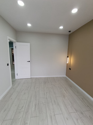 Продам двухкомнатную (2-комн.) квартиру, Южное полукольцо ул, 6к4, Прибрежное п