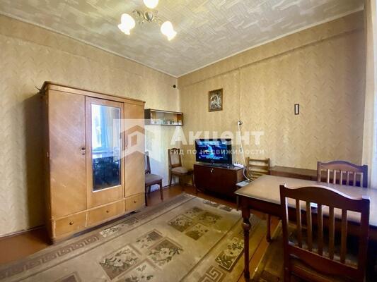 Продам двухкомнатную (2-комн.) квартиру, Фурманова ул, 4, Иваново г