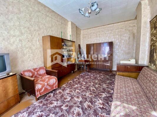 Продам двухкомнатную (2-комн.) квартиру, Фурманова ул, 4, Иваново г