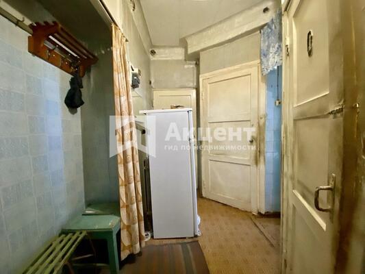 Продам двухкомнатную (2-комн.) квартиру, Фурманова ул, 4, Иваново г