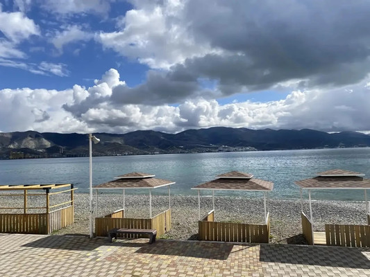 Продам двухкомнатную (2-комн.) квартиру, Имени Адмирала Серебрякова наб, 61, Новороссийск г