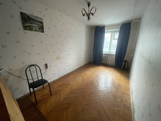 Продам двухкомнатную (2-комн.) квартиру, Суворовская ул, 52, Новороссийск г