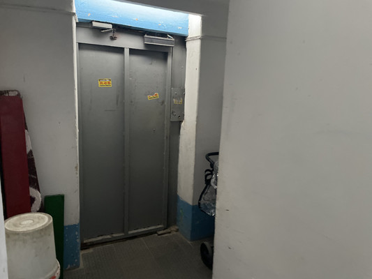 Продам двухкомнатную (2-комн.) квартиру, Суворовская ул, 52, Новороссийск г