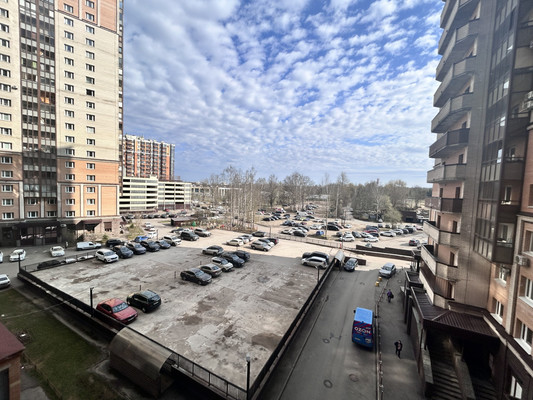 Продам однокомнатную (1-комн.) квартиру, Есенина ул, 1к1, Санкт-Петербург г