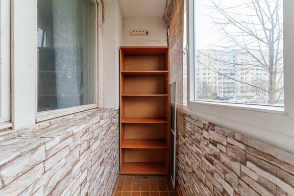 Продам однокомнатную (1-комн.) квартиру, Верхняя ул, 3к1, Старая д